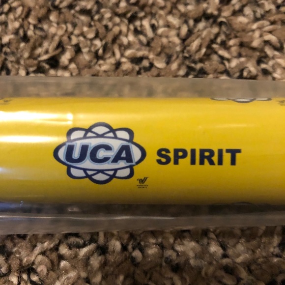 UCA SPIRIT STICK. - Picture 2 of 2